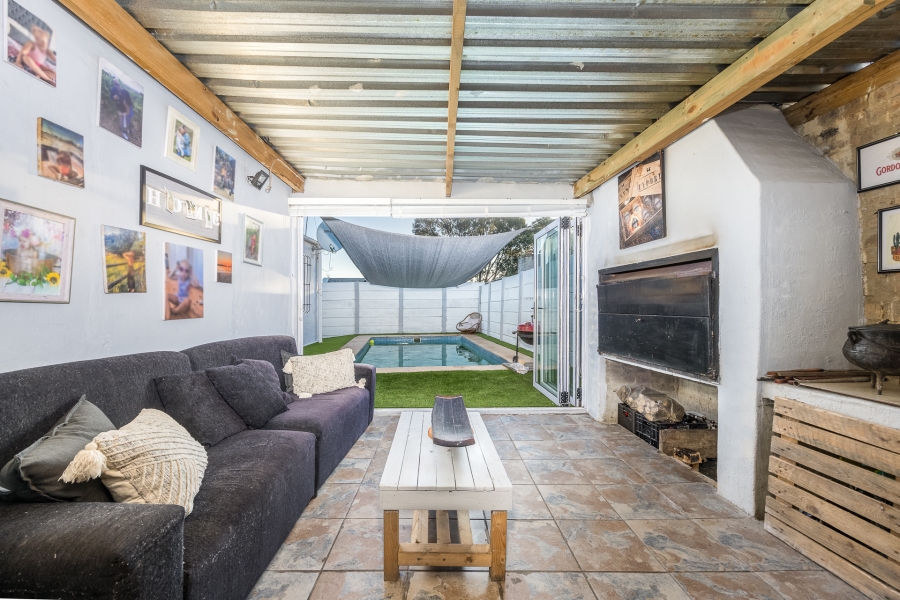 3 Bedroom Property for Sale in Northpine Western Cape